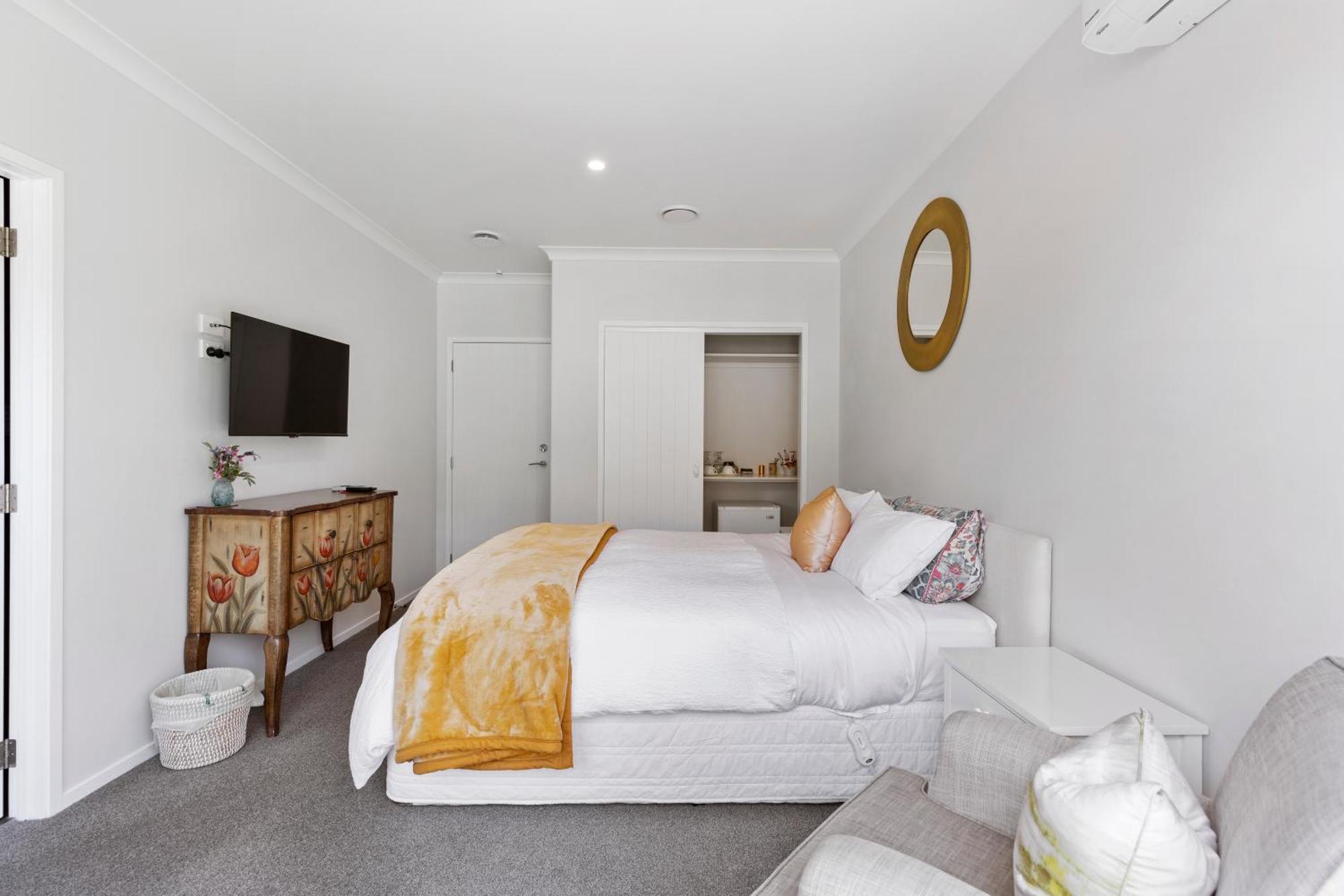 Hilltop Whakaipo Estate Taupo Room photo