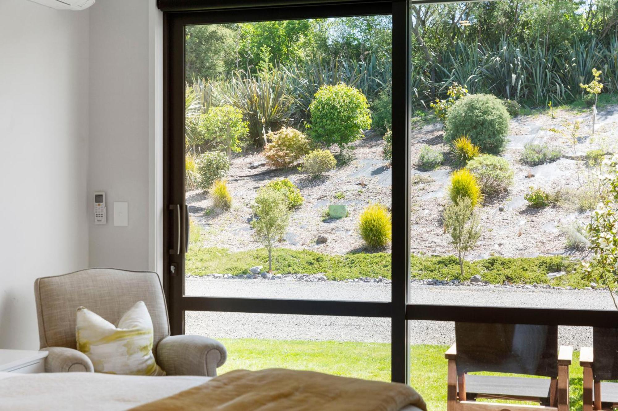 Hilltop Whakaipo Estate Taupo Room photo
