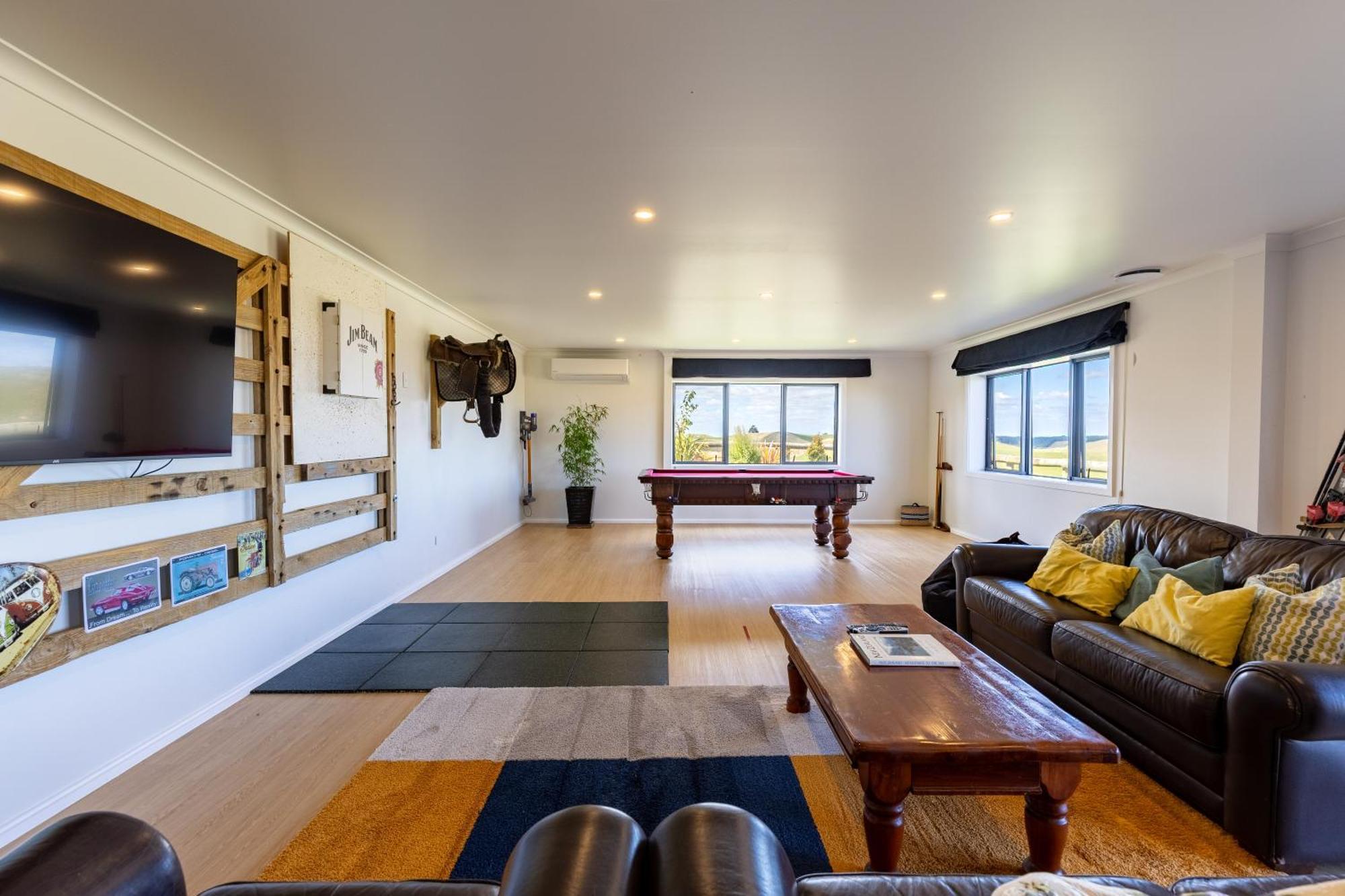 Hilltop Whakaipo Estate Taupo Room photo